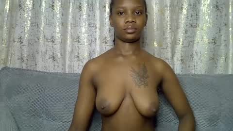fine_queen12 online show from June 26, 10:11 pm