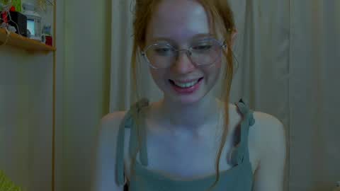 fire_luna online show from June 3, 4:56 pm
