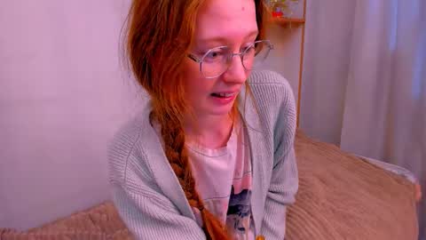 fire_luna online show from January 9, 9:57 am