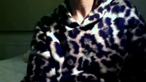 Fitbut online show from December 8, 9:41 pm