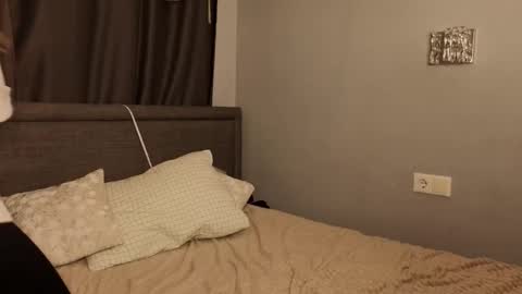 Amina online show from March 5, 3:30 pm