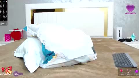 flirtdeea online show from November 19, 7:03 pm