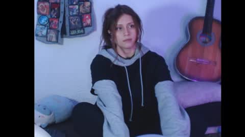 flor3citarockera online show from April 17, 3:25 pm