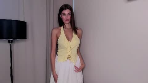 flora_picks online show from June 28, 7:37 am
