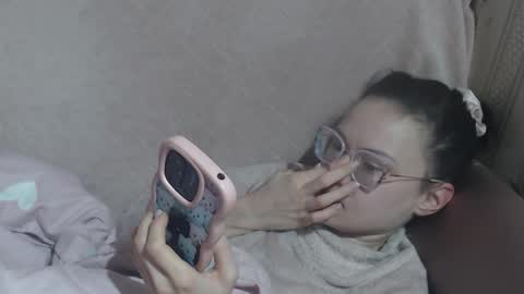 say meow and send tip  online show from March 2, 7:37 am