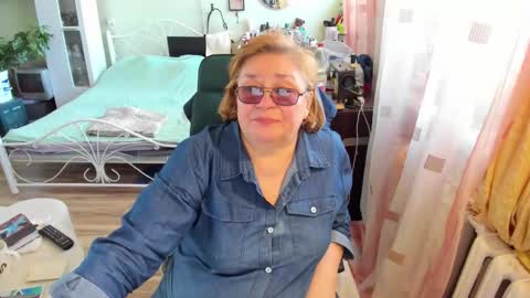 Flowerlower online show from March 24, 9:14 am