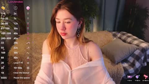 flowr_rebecca online show from February 1, 10:55 pm