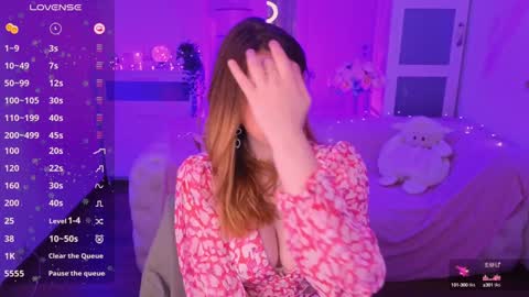 flowr_rebecca online show from December 14, 10:50 pm