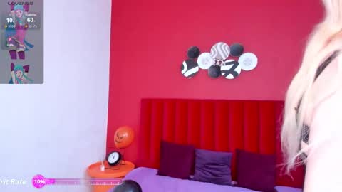 Monica online show from October 30, 2:25 am