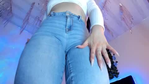 lia online show from September 9, 10:42 pm