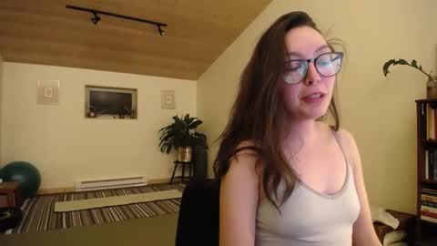 formicaforest online show from March 8, 3:05 am