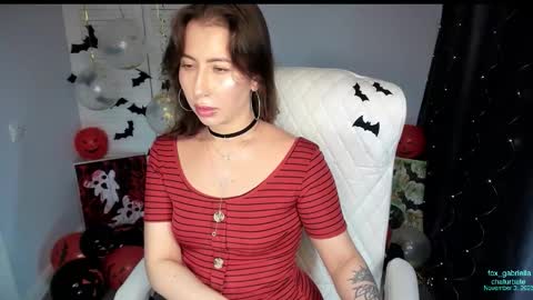 Jasmine Im back online show from November 3, 5:22 am