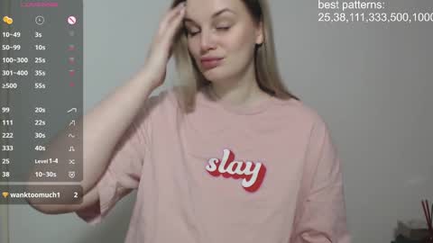 i am your baby Alien  online show from February 13, 7:21 pm