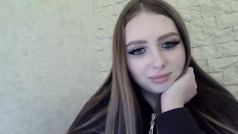 Alice online show from November 29, 9:52 pm