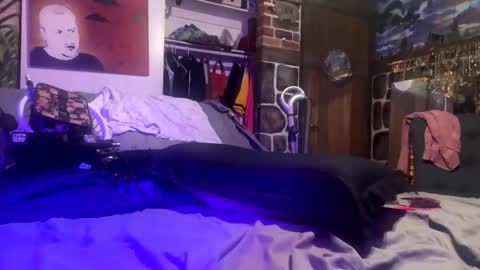 foxyladysback923 online show from October 4, 1:44 am