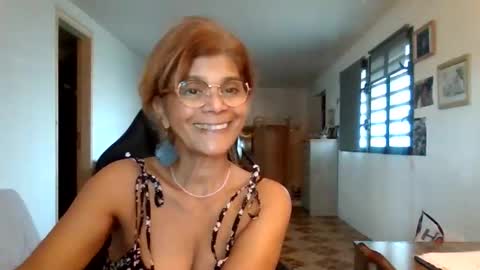 francelune online show from November 2, 12:52 pm