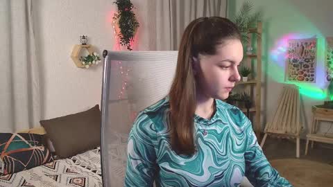 Francesca online show from April 9, 7:03 am