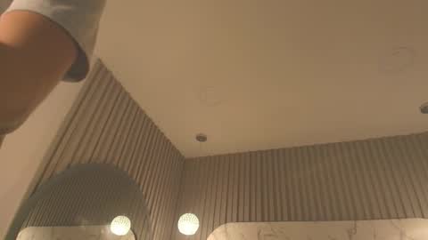 franchesca_de_luca online show from March 2, 5:08 am