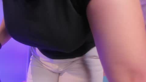 francheska121 online show from April 4, 5:23 pm