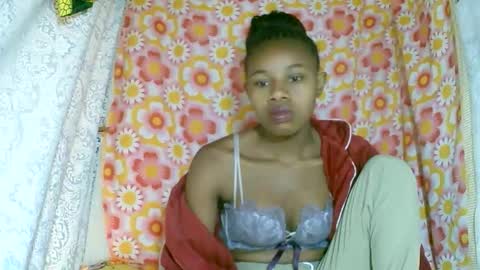 francilla online show from October 25, 6:43 am