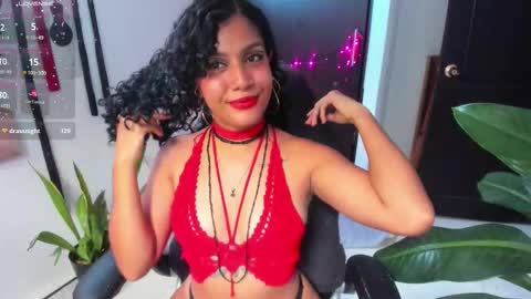 Lia Gomez online show from February 19, 8:40 pm