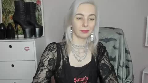 Anne online show from June 24, 6:34 am