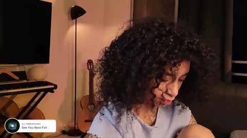 Snapshot of fresatanica chatting on February 12, 2:35 am Vale online show from February 12, 2:35 am