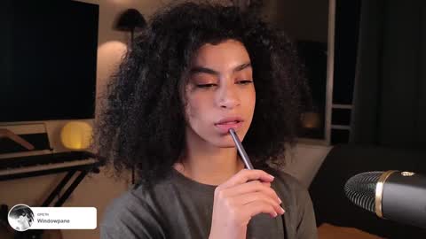 Snapshot of fresatanica chatting on January 23, 6:39 am Vale online show from January 23, 6:39 am