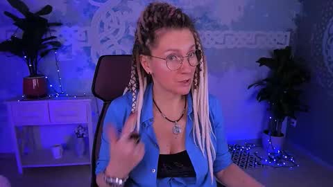 Frida Tander online show from March 7, 10:00 am