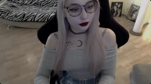 Lilith online show from November 26, 11:44 am