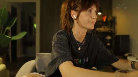 G online show from July 16, 7:18 pm