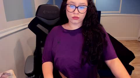 Snapshot of gaaby_ chatting on December 18, 1:48 am gaaby  online show from December 18, 1:48 am
