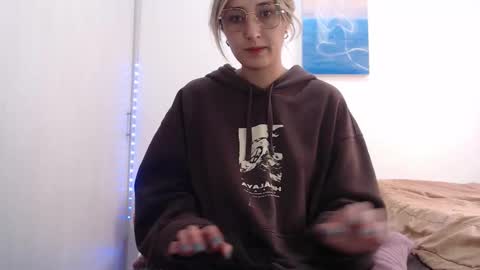 Gabriela online show from October 14, 4:20 pm