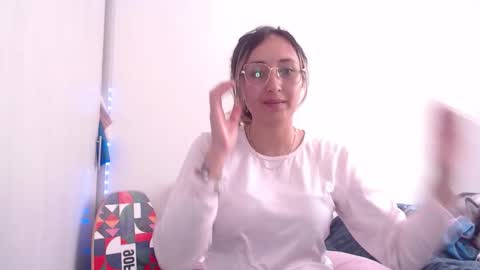 Gabriela online show from February 3, 5:28 pm