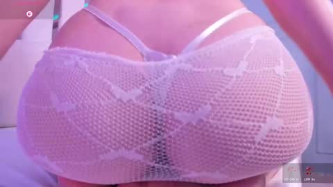 Gabi  online show from May 28, 7:12 pm