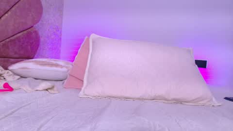 gabriela online show from November 13, 9:14 pm