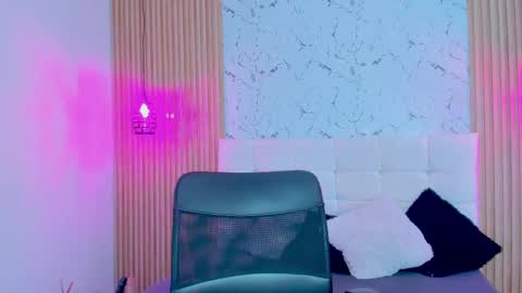 Snapshot of gabrielam_ms chatting on February 11, 10:18 pm Gabriela Evans MS online show from February 11, 10:18 pm