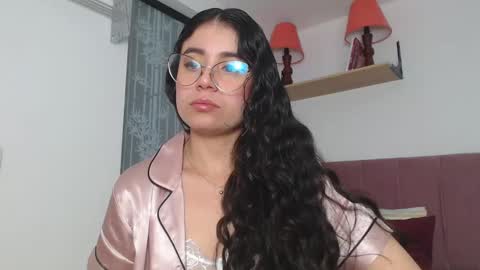 Snapshot of gabrielarossa chatting on December 11, 12:44 pm GabrielaRossa online show from December 11, 12:44 pm