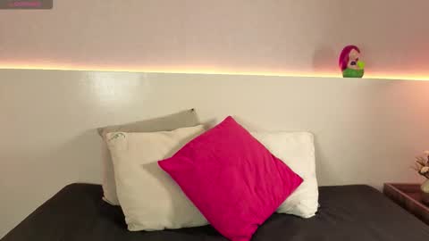 gabriella_luv online show from October 20, 1:03 pm
