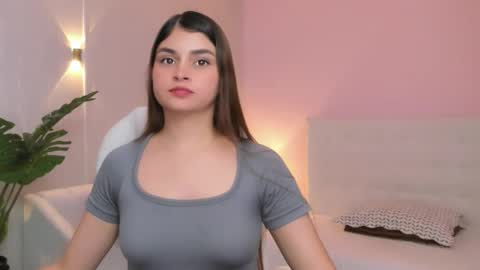 Gabriella online show from November 25, 10:32 pm