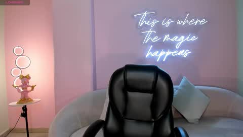 Snapshot of gabriellalee_ chatting on October 9, 2:59 am Gabriella Lee online show from October 9, 2:59 am