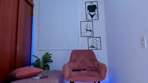    online show from February 26, 10:31 pm