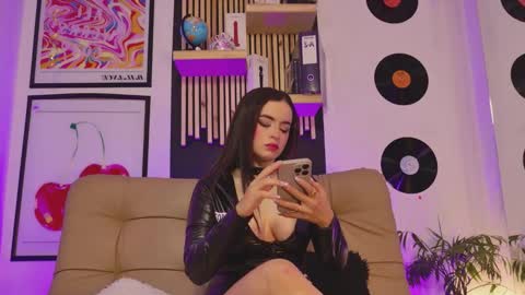 Gaby  online show from February 3, 1:27 pm