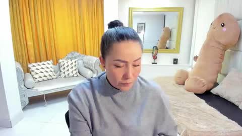 gabriela online show from November 7, 5:07 pm