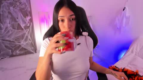 Gabriela online show from October 28, 4:46 pm