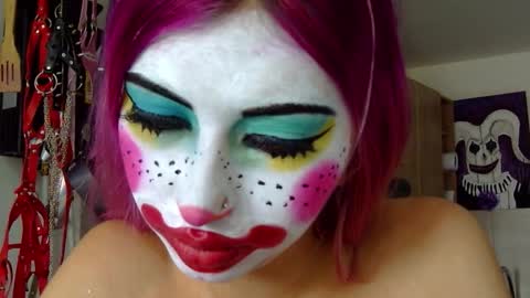 Snapshot of gabygumms chatting on October 21, 1:15 pm gabygumms online show from October 21, 1:15 pm