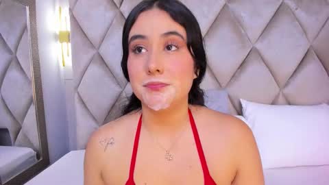 Gaby  online show from December 5, 1:01 pm