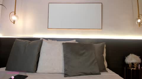 Gaby Vega  online show from February 25, 12:15 pm