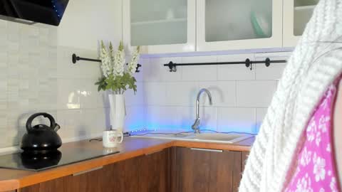 Violla online show from January 21, 3:15 am