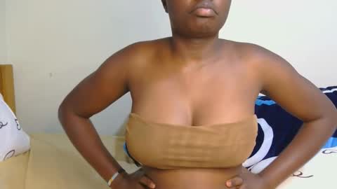 Luciana online show from November 20, 1:56 pm